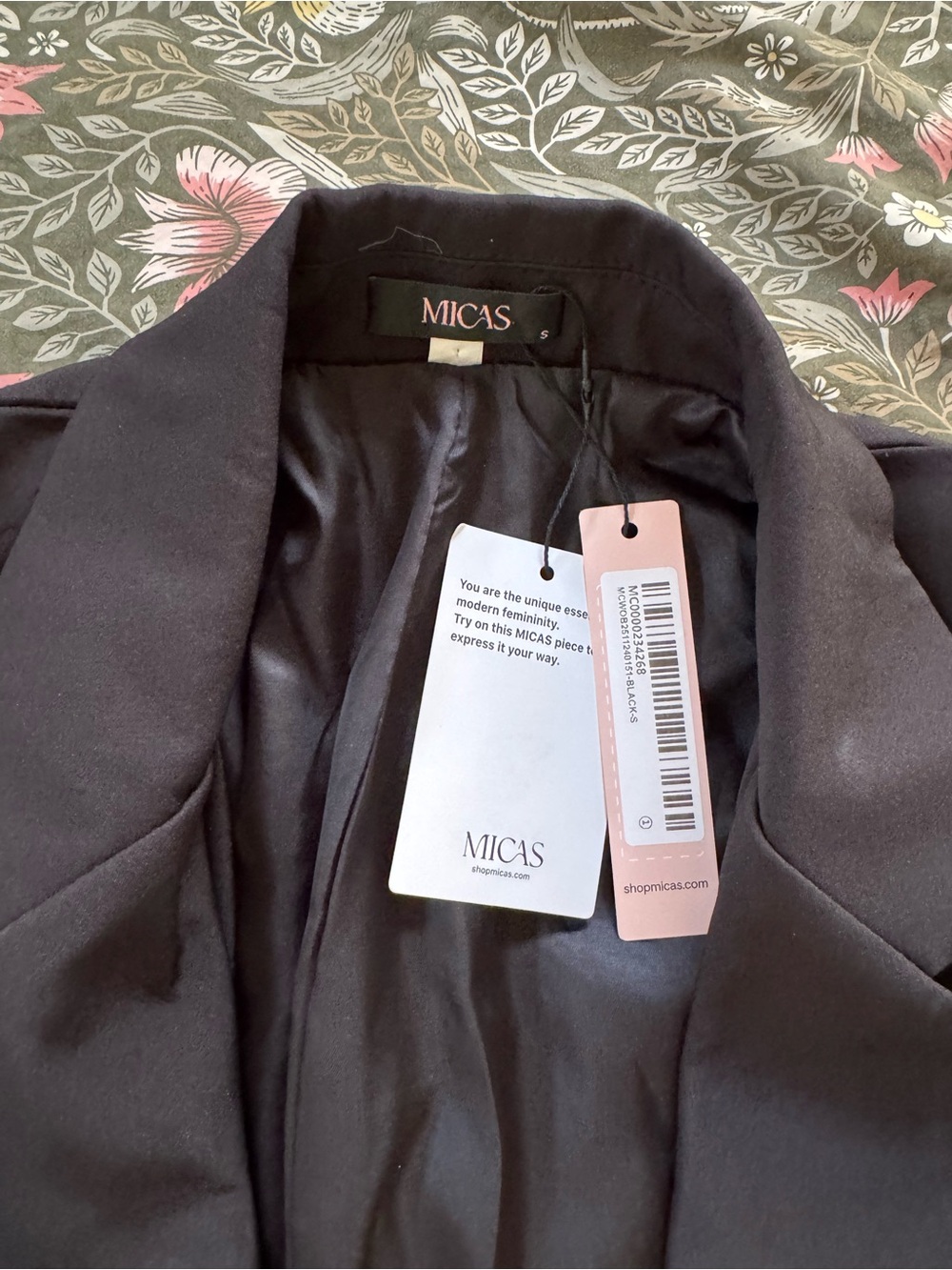 MICAS Structured Waist Blazer Jacket NWT Black Gold Hardware Size S - Picture 3 of 5